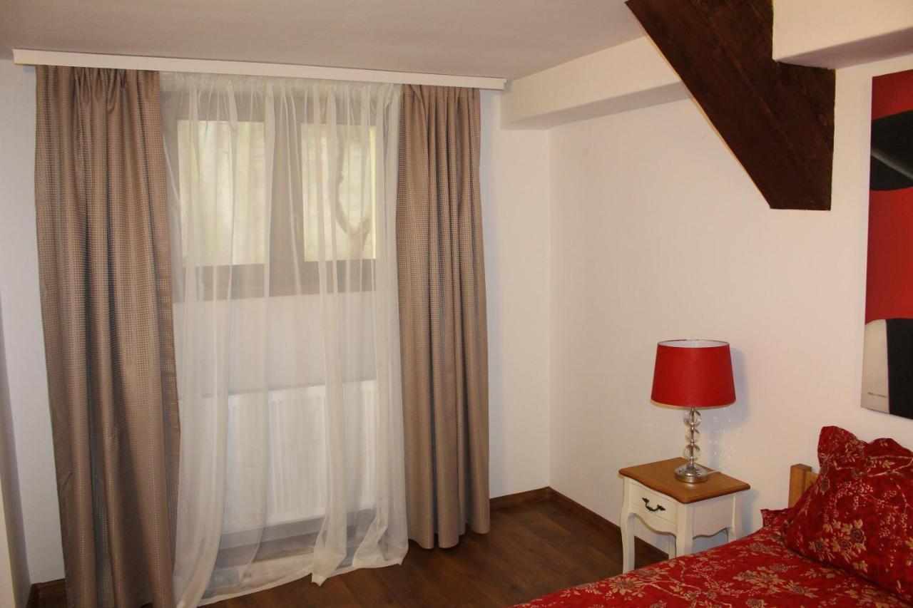 Apartment Sunrise Castelului *