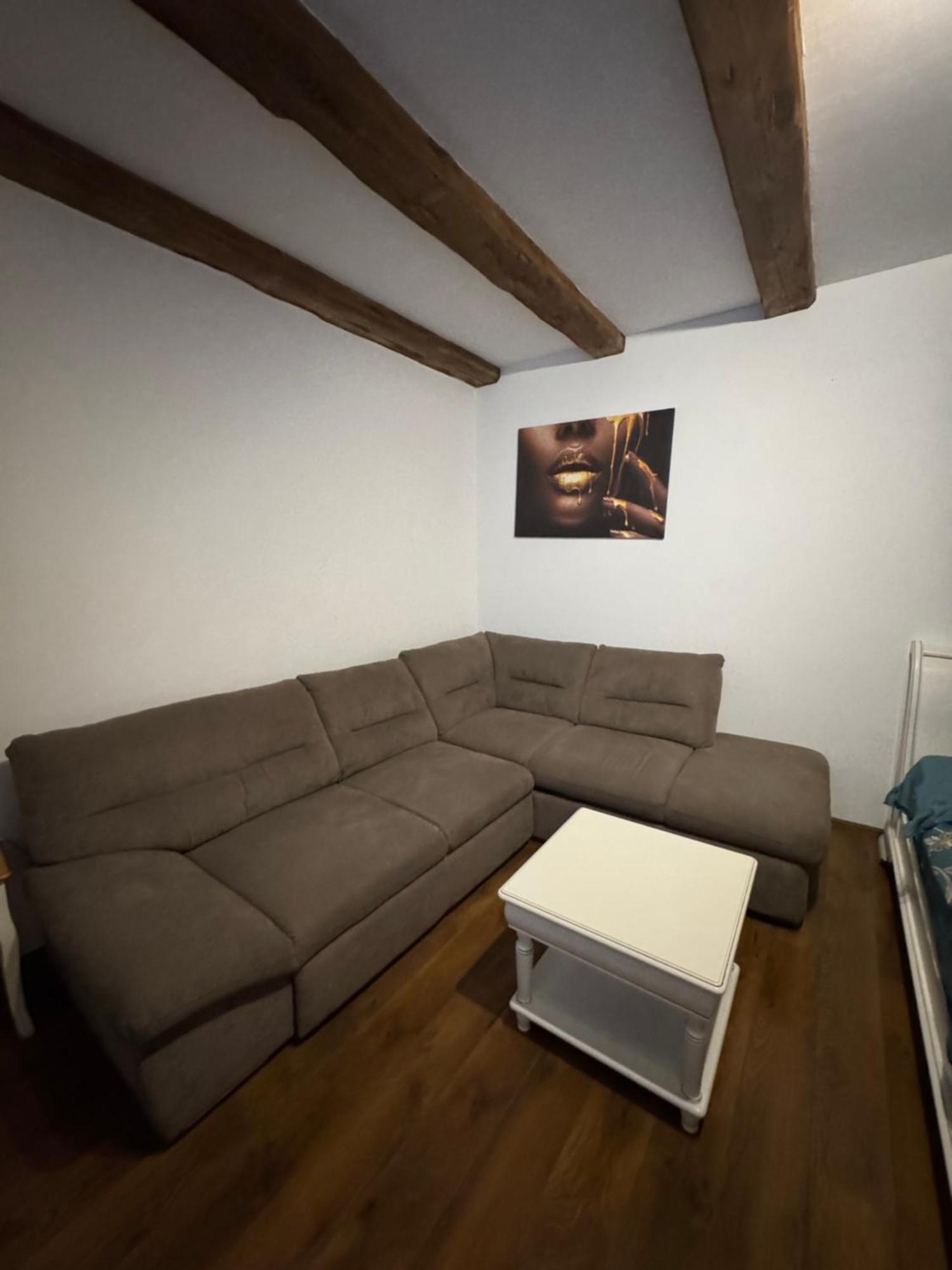 Sunrise Castelului Apartment